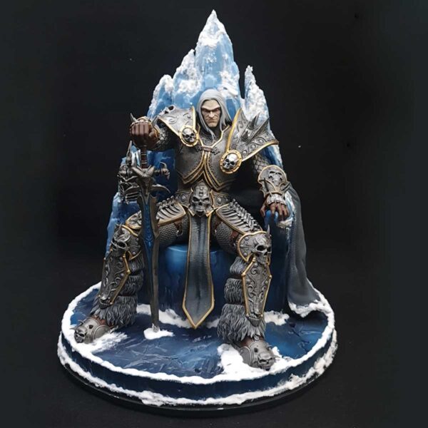 FIGURA DE ARTHAS REY EXÁNIME